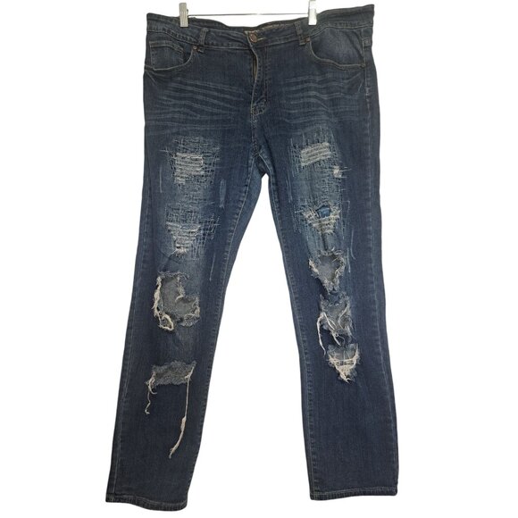 V.I.P. Jeans Womens Distressed Denim Pants Size 17/18 - Picture 1 of 16